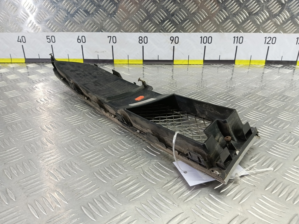 решетка радиатора SUBARU Tribeca 3.0 4WD AT (250 л.с.)Tribeca  WX (2004—2007) Внедорожник 91121XA21A, 7880 рублей, Москва