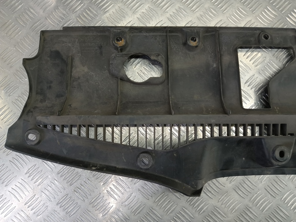 накладка бампера переднего SUBARU Tribeca 3.0 4WD AT (250 л.с.)Tribeca  WX (2004—2007) Внедорожник 57731XA01A, 1440 рублей, Москва