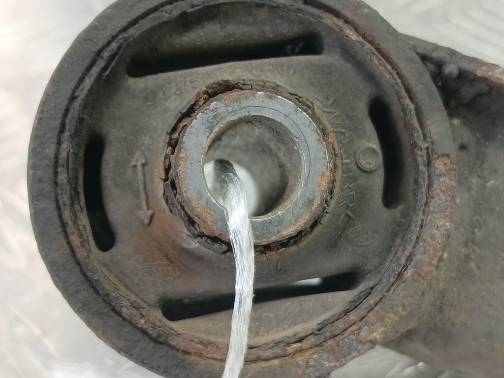 подушка редуктора SUBARU Tribeca 3.0 4WD AT (250 л.с.)Tribeca  WX (2004—2007) Внедорожник 41310AG02B, 1550 рублей, Москва