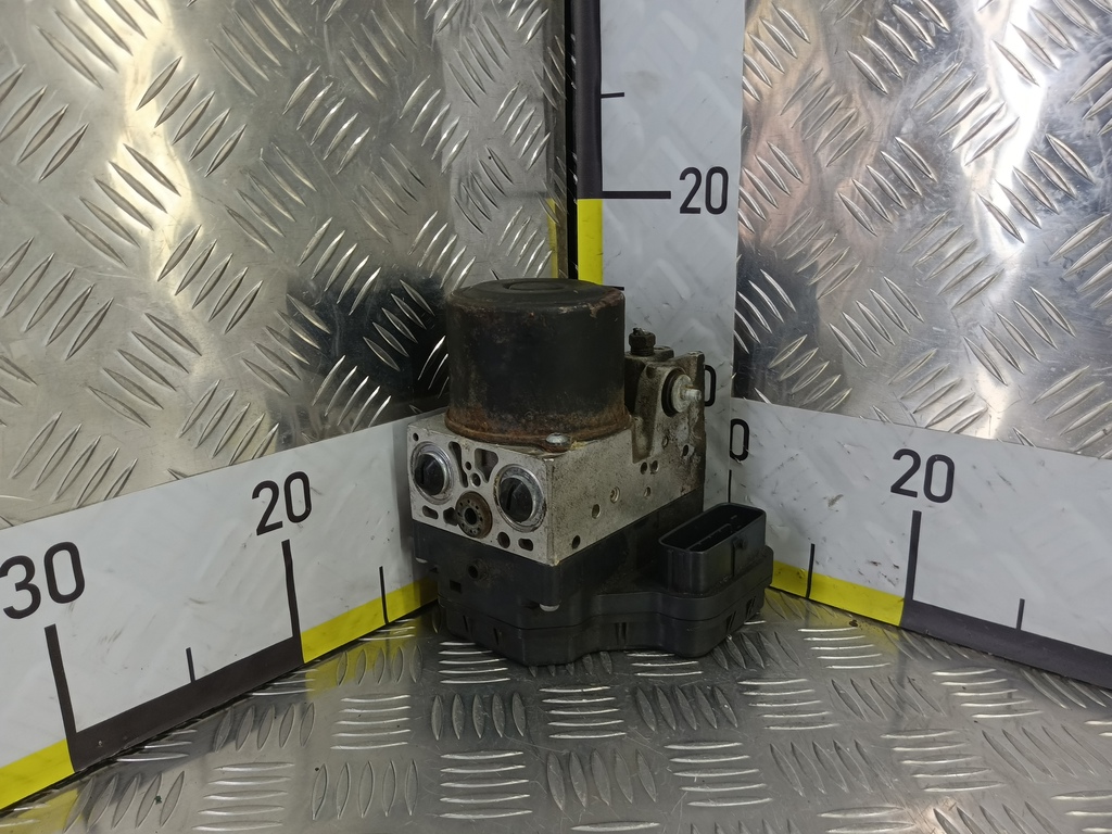 блок abs SUBARU Tribeca 3.0 4WD AT (250 л.с.)Tribeca  WX (2004—2007) Внедорожник 27596XA01A, 3620 рублей, Москва