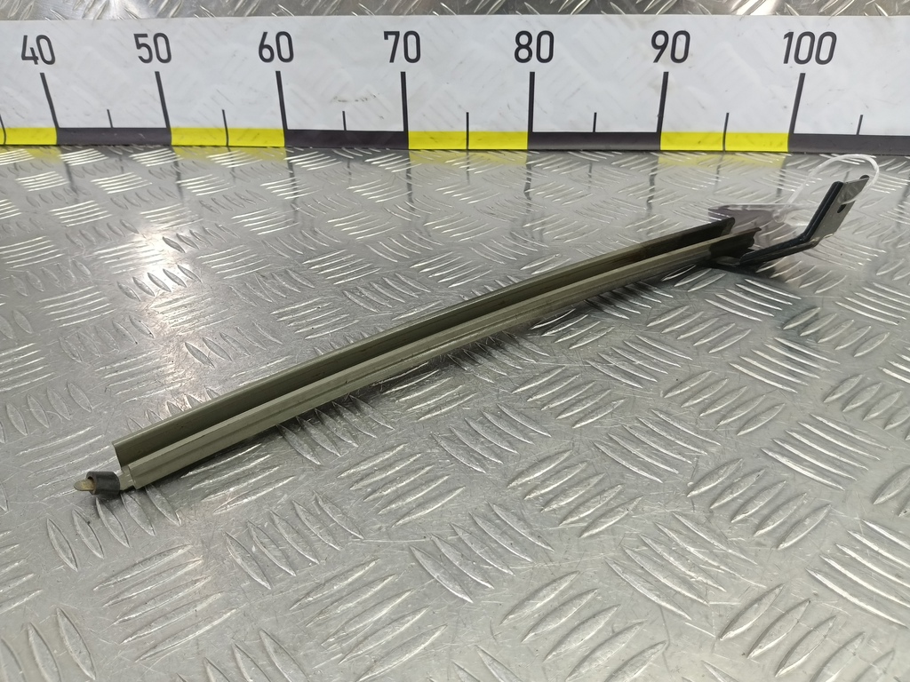 направляющая стекла двери SUBARU Tribeca 3.0 4WD AT (250 л.с.)Tribeca  WX (2004—2007) Внедорожник 61240XA01A9P, 860 рублей, Москва