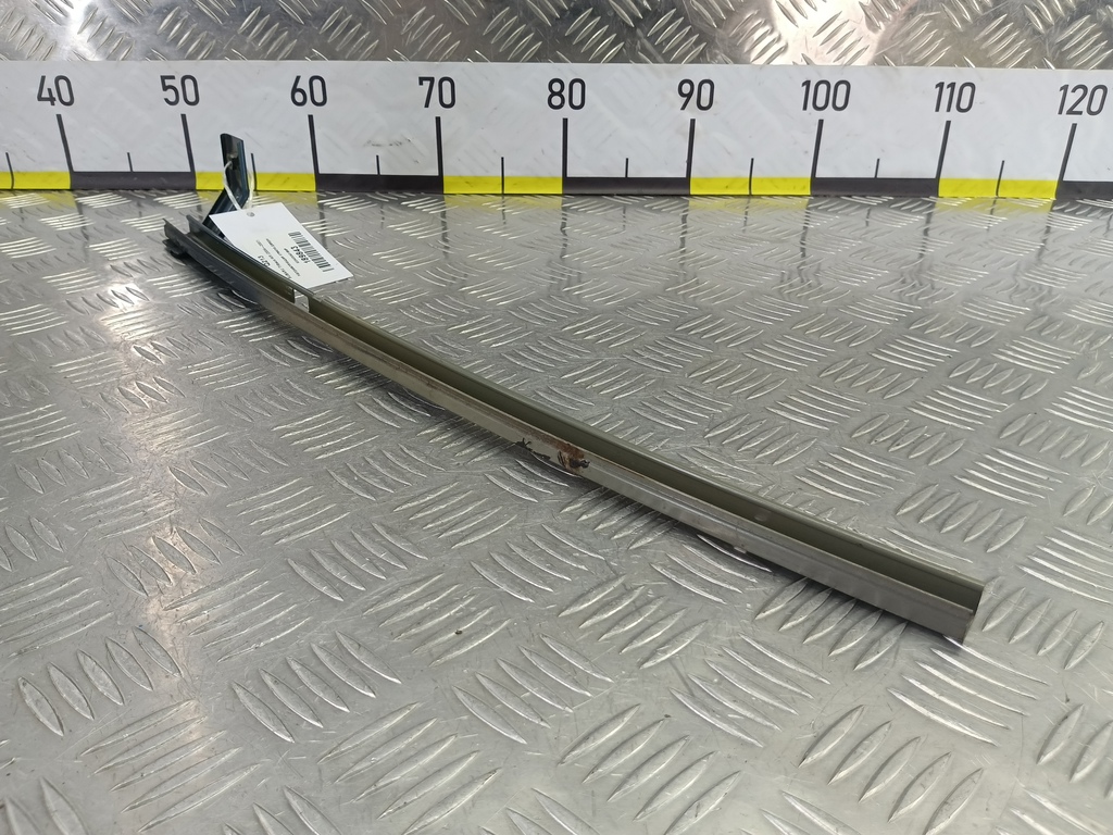 направляющая стекла двери SUBARU Tribeca 3.0 4WD AT (250 л.с.)Tribeca  WX (2004—2007) Внедорожник 62240XA01B9P, 750 рублей, Москва