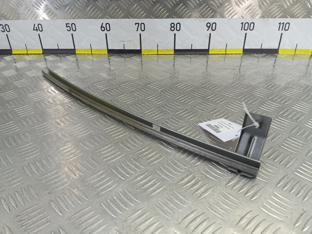 направляющая стекла двери SUBARU Tribeca 3.0 4WD AT (250 л.с.)Tribeca  WX (2004—2007) Внедорожник 62240XA00B9P, 750 рублей, Москва