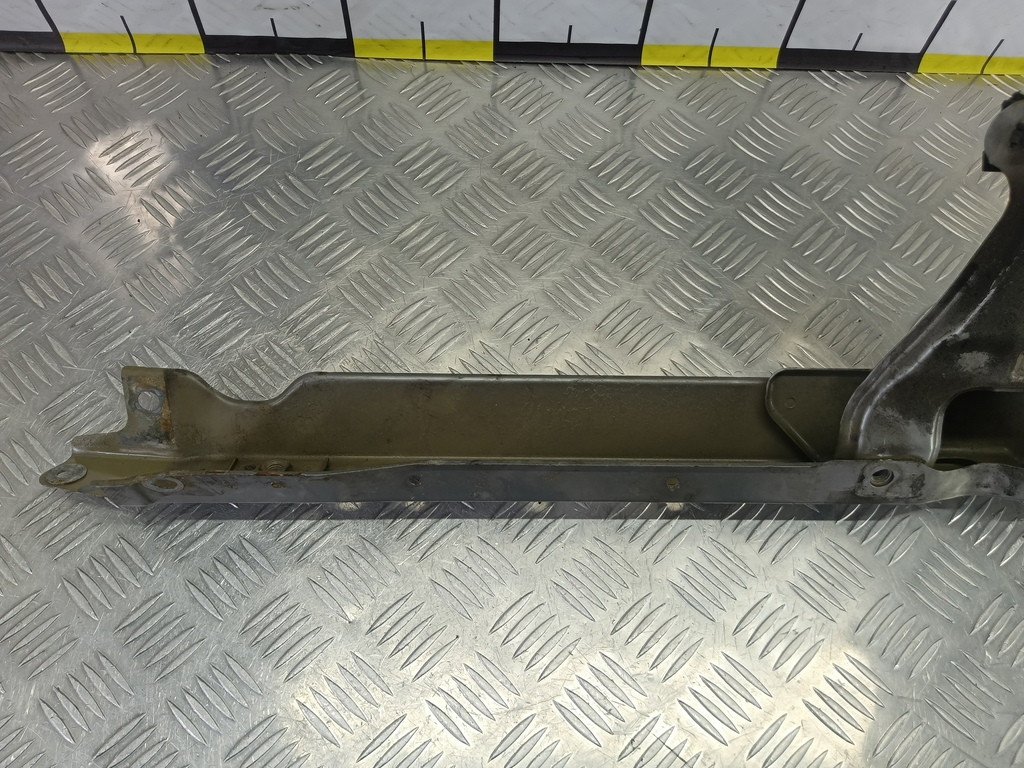 панель (телевизор) SUBARU Tribeca 3.0 4WD AT (250 л.с.)Tribeca  WX (2004—2007) Внедорожник 53060XA01B9P, 5580 рублей, Москва