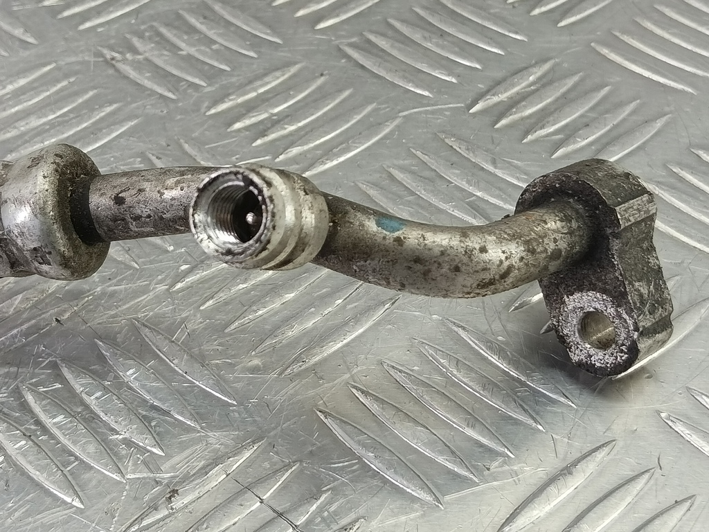 трубка кондиционера SUBARU Tribeca 3.0 4WD AT (250 л.с.)Tribeca  WX (2004—2007) Внедорожник 73424XA01A, 750 рублей, Москва