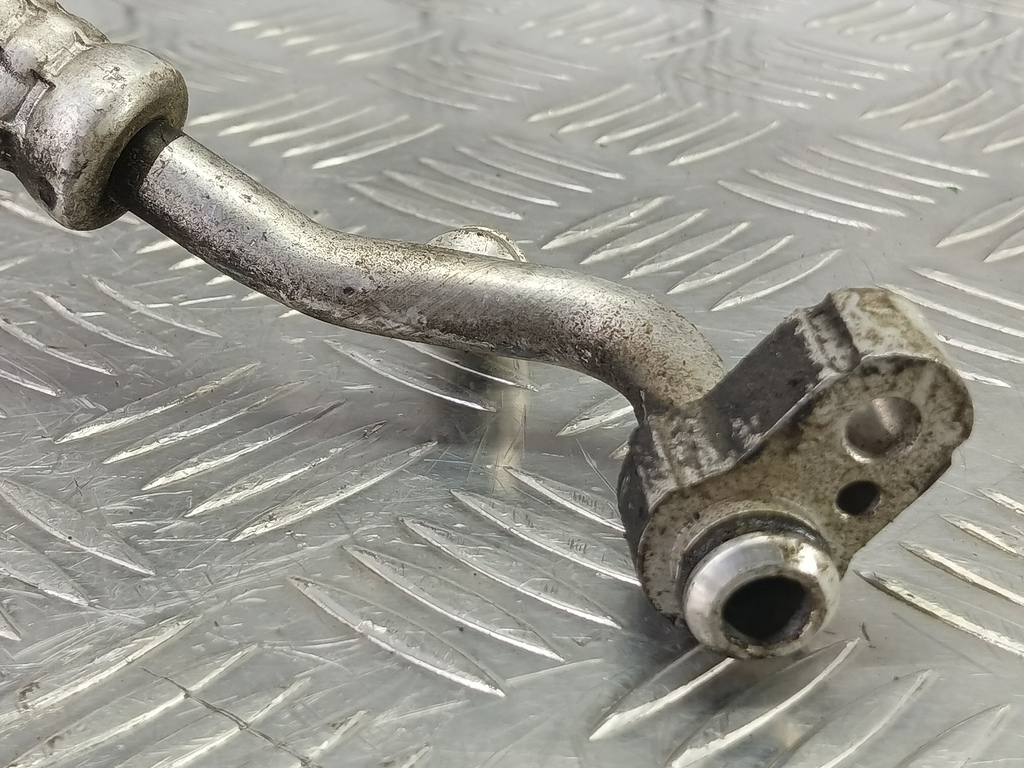 трубка кондиционера SUBARU Tribeca 3.0 4WD AT (250 л.с.)Tribeca  WX (2004—2007) Внедорожник 73424XA01A, 750 рублей, Москва