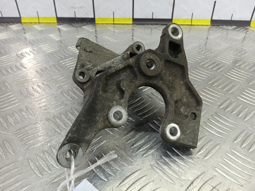 кронштейн гур SUBARU Tribeca 3.0 4WD AT (250 л.с.)Tribeca  WX (2004—2007) Внедорожник 22870AA150, 750 рублей, Москва