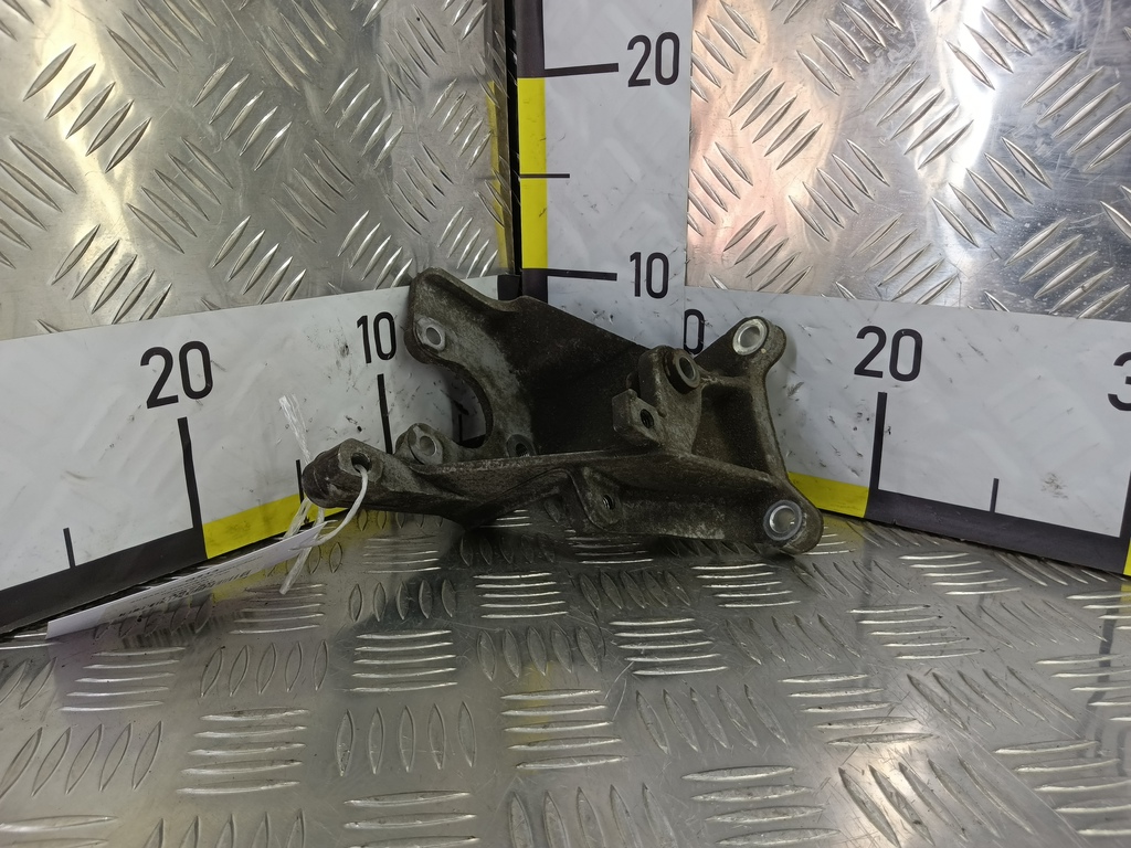 кронштейн гур SUBARU Tribeca 3.0 4WD AT (250 л.с.)Tribeca  WX (2004—2007) Внедорожник 22870AA150, 750 рублей, Москва