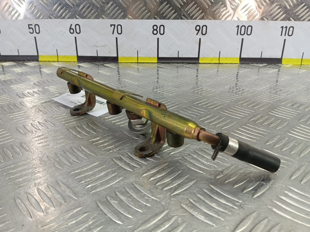 рампа топливная SUBARU Tribeca 3.0 4WD AT (250 л.с.)Tribeca  WX (2004—2007) Внедорожник 17535AA541, 750 рублей, Москва