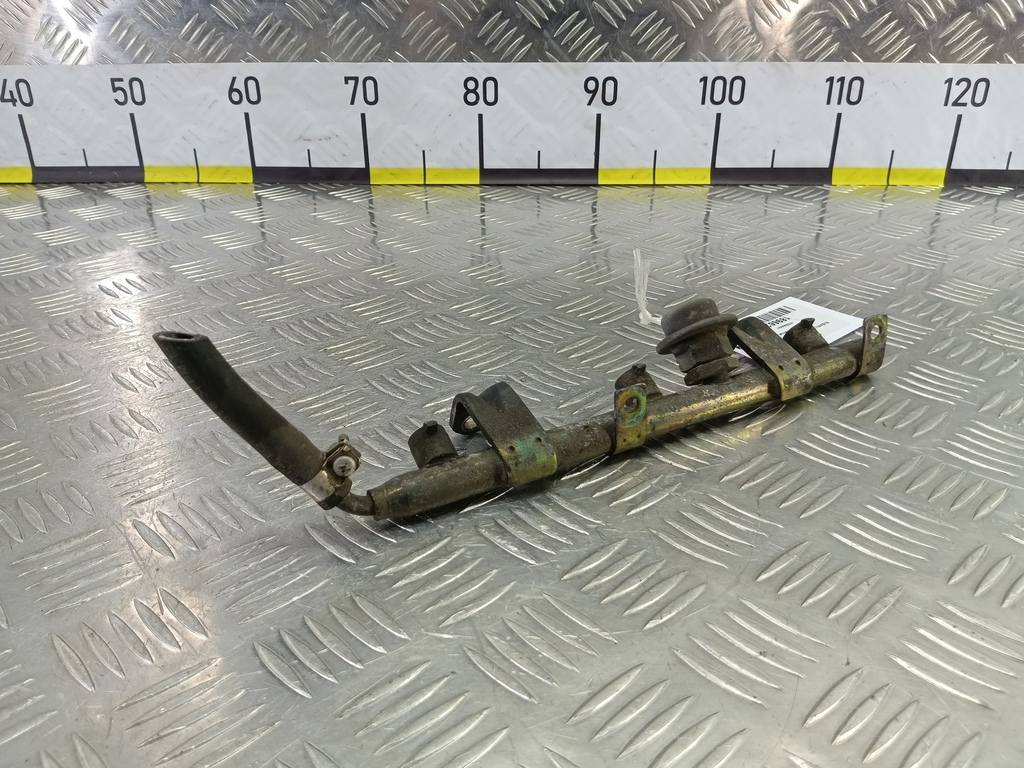 рампа топливная SUBARU Tribeca 3.0 4WD AT (250 л.с.)Tribeca  WX (2004—2007) Внедорожник 17533AA441, 750 рублей, Москва