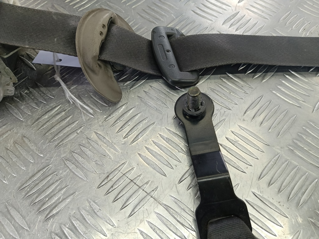 ремень безопасности SUBARU Tribeca 3.0 4WD AT (250 л.с.)Tribeca  WX (2004—2007) Внедорожник 64620XA00AMW, 2470 рублей, Москва