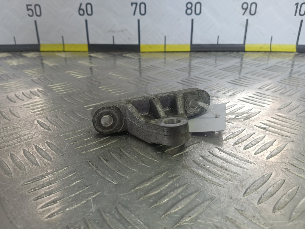 кронштейн компрессора кондиционера SUBARU Tribeca 3.0 4WD AT (250 л.с.)Tribeca  WX (2004—2007) Внедорожник 23951AA040, 980 рублей, Москва