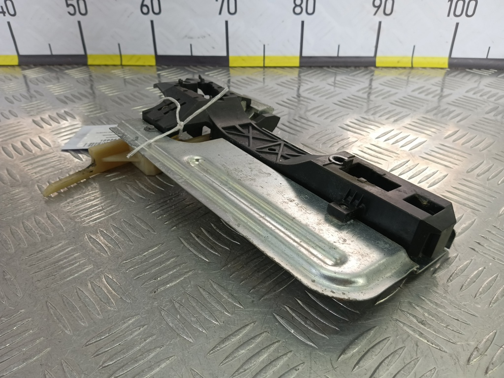 кронштейн ручки SUBARU Tribeca 3.0 4WD AT (250 л.с.)Tribeca  WX (2004—2007) Внедорожник 62142XA02A, 1210 рублей, Москва