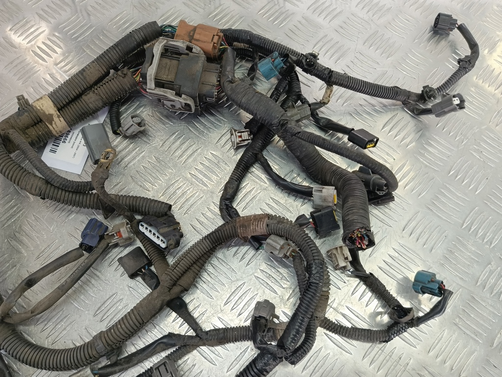 проводка (коса) SUBARU Tribeca 3.0 4WD AT (250 л.с.)Tribeca  WX (2004—2007) Внедорожник 24020AD420, 9600 рублей, Москва