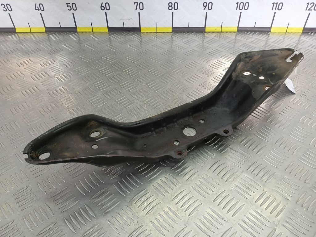 кронштейн кпп SUBARU Tribeca 3.0 4WD AT (250 л.с.)Tribeca  WX (2004—2007) Внедорожник 41011XA00A, 1780 рублей, Москва