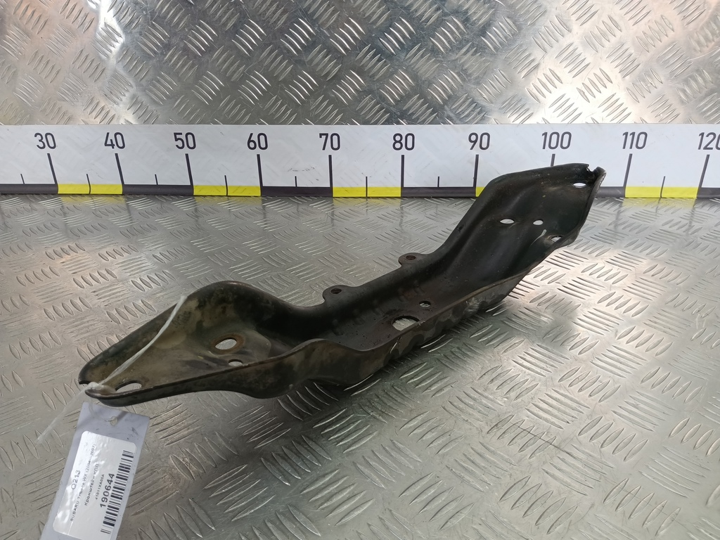 кронштейн кпп SUBARU Tribeca 3.0 4WD AT (250 л.с.)Tribeca  WX (2004—2007) Внедорожник 41011XA00A, 1780 рублей, Москва