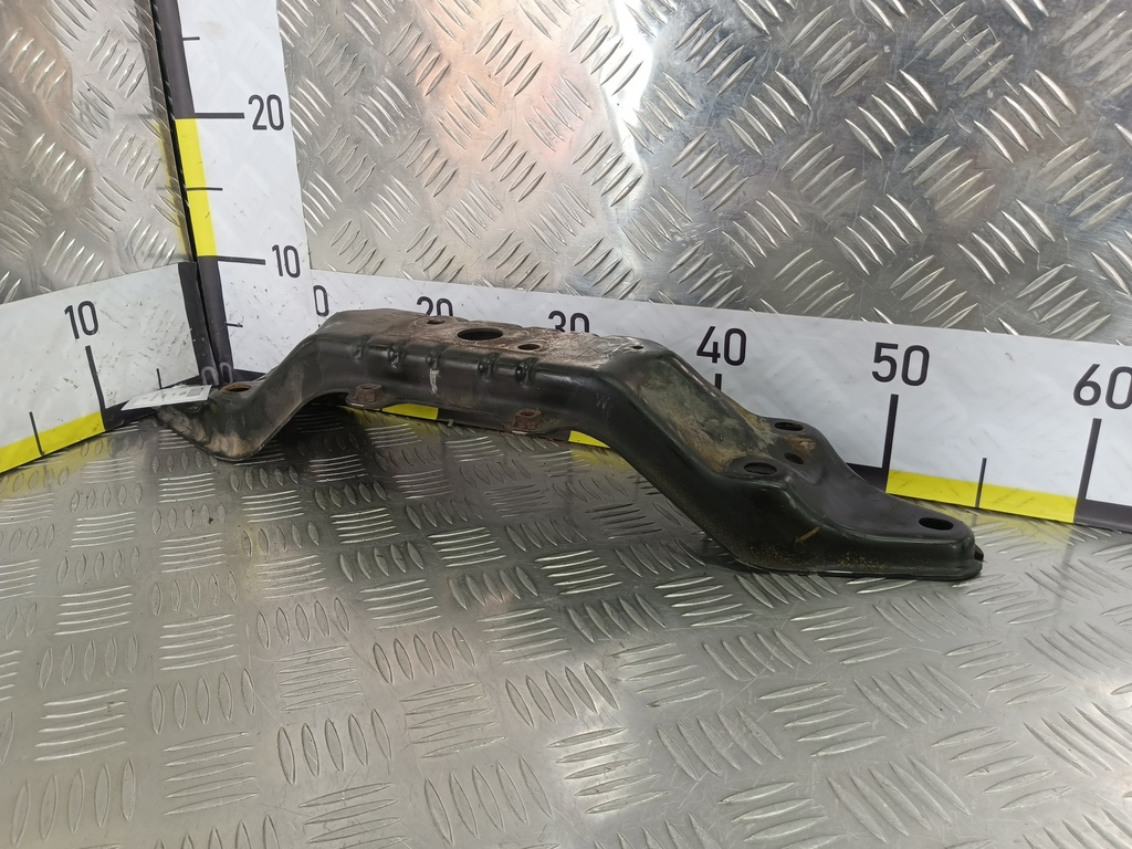 кронштейн кпп SUBARU Tribeca 3.0 4WD AT (250 л.с.)Tribeca  WX (2004—2007) Внедорожник 41011XA00A, 1780 рублей, Москва