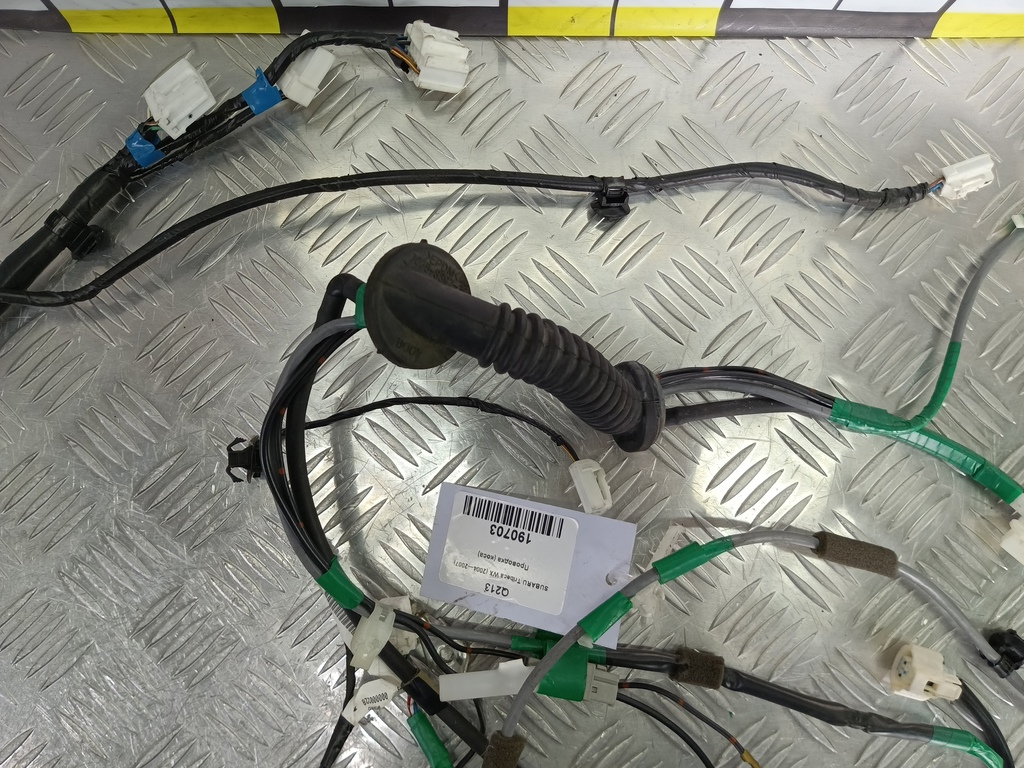 проводка (коса) SUBARU Tribeca 3.0 4WD AT (250 л.с.)Tribeca  WX (2004—2007) Внедорожник 81812XA14A, 1320 рублей, Москва