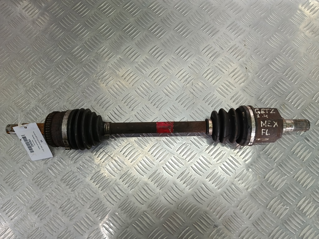 привод Hyundai GETZ 1.4 AT (97 л.с.)Getz  I (2002—2005) Хетчбэк 495001C252, 2700 рублей, Москва