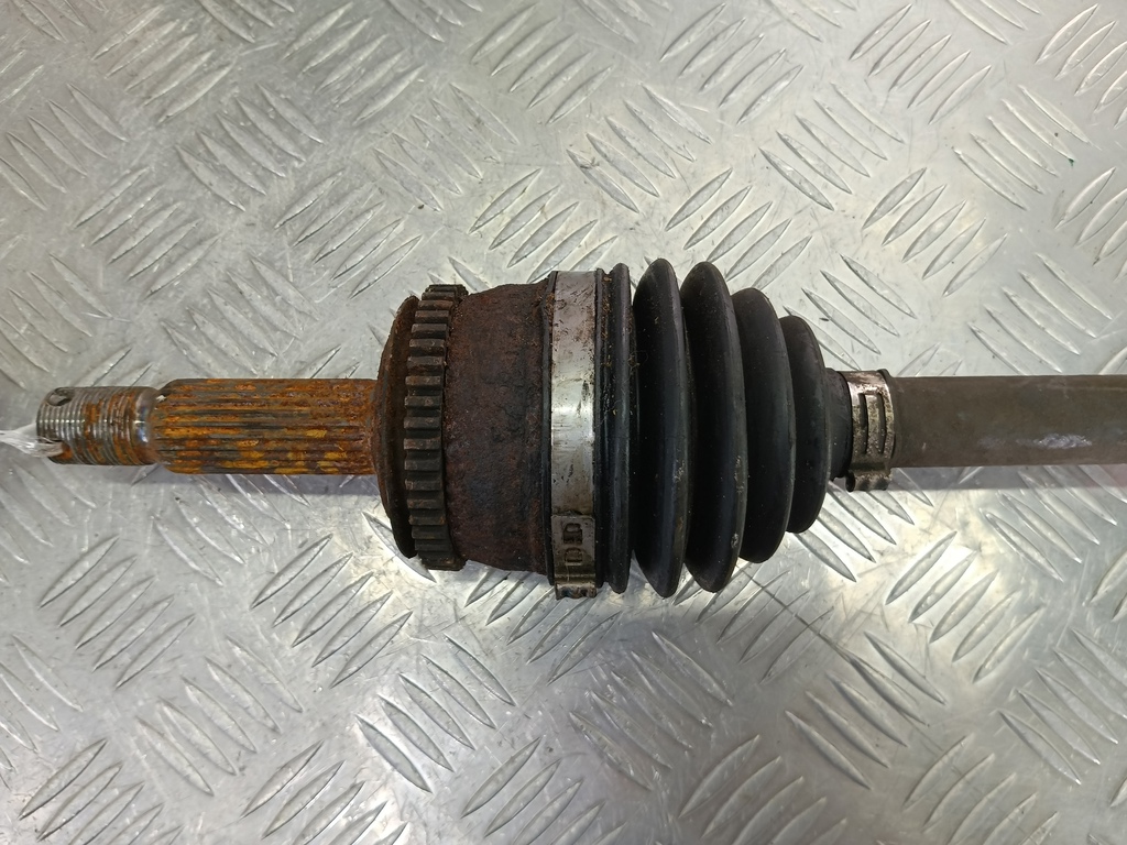 привод Hyundai GETZ 1.4 AT (97 л.с.)Getz  I (2002—2005) Хетчбэк 495001C252, 2700 рублей, Москва