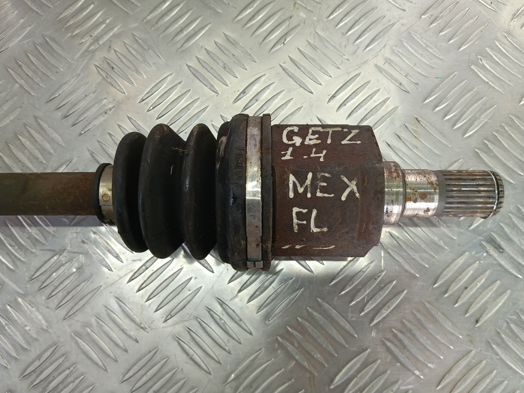 привод Hyundai GETZ 1.4 AT (97 л.с.)Getz  I (2002—2005) Хетчбэк 495001C252, 2700 рублей, Москва