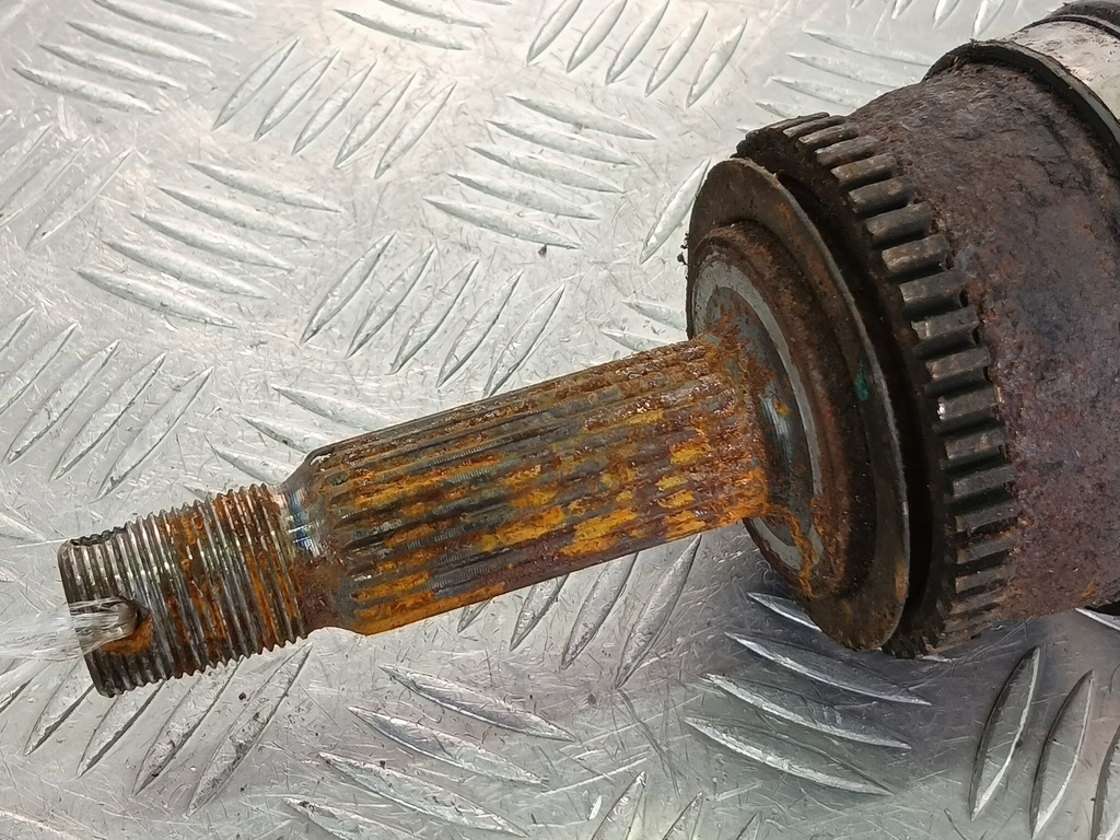 привод Hyundai GETZ 1.4 AT (97 л.с.)Getz  I (2002—2005) Хетчбэк 495001C252, 2700 рублей, Москва