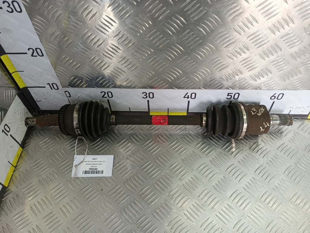 привод Hyundai GETZ 1.4 AT (97 л.с.)Getz  I рестайлинг (2005—2011) Хетчбэк 495001C252, 2700 рублей, Москва