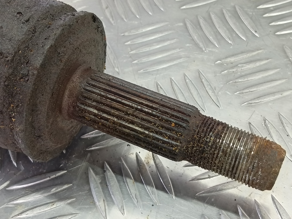 привод MITSUBISHI COLT 1.3 AMT (95 л.с.)Colt  Z30 (2002—2012) Хетчбэк MR582021, 6500 рублей, Москва