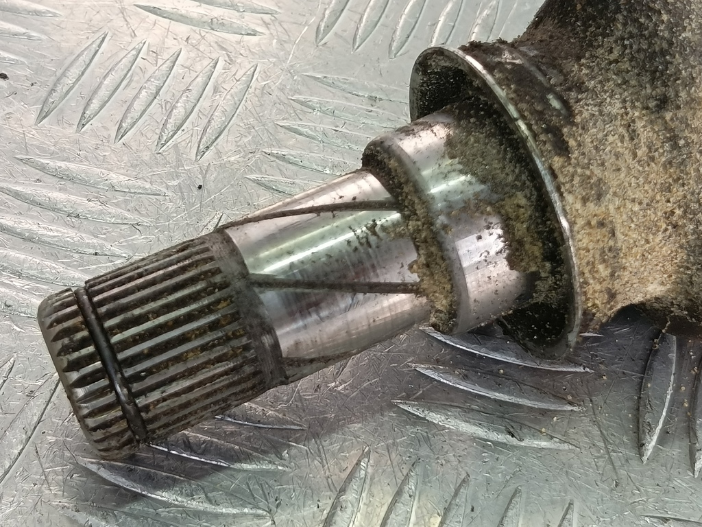 привод MITSUBISHI COLT 1.3 AMT (95 л.с.)Colt  Z30 (2002—2012) Хетчбэк MR582021, 6500 рублей, Москва