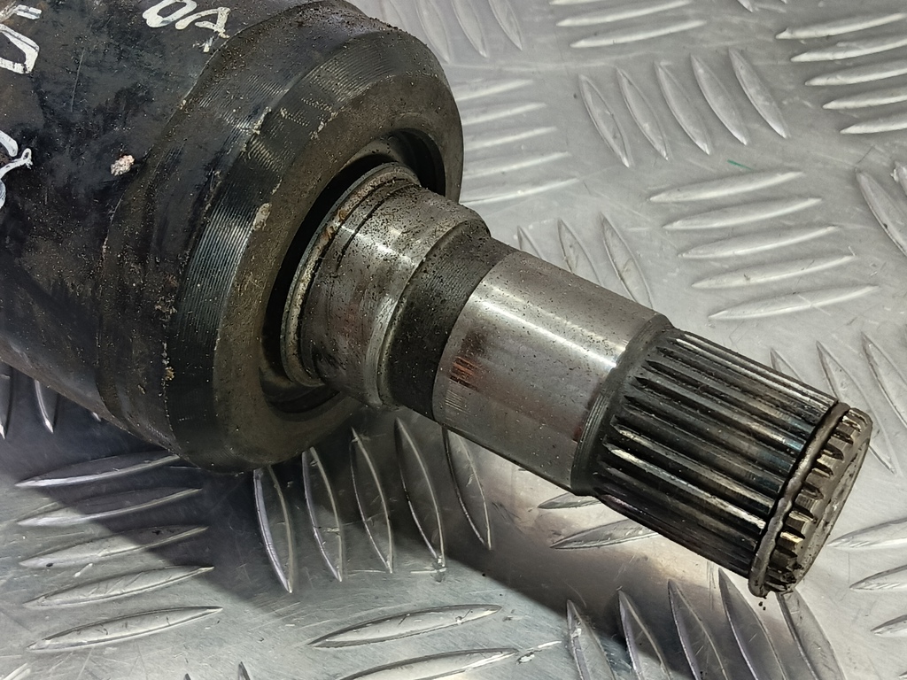 привод MAZDA 3  FG0525600B, 3740 рублей, Москва