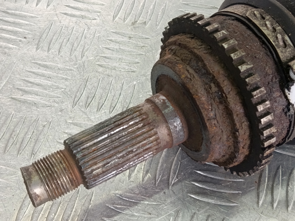 привод MAZDA 3  FG0525600B, 3740 рублей, Москва