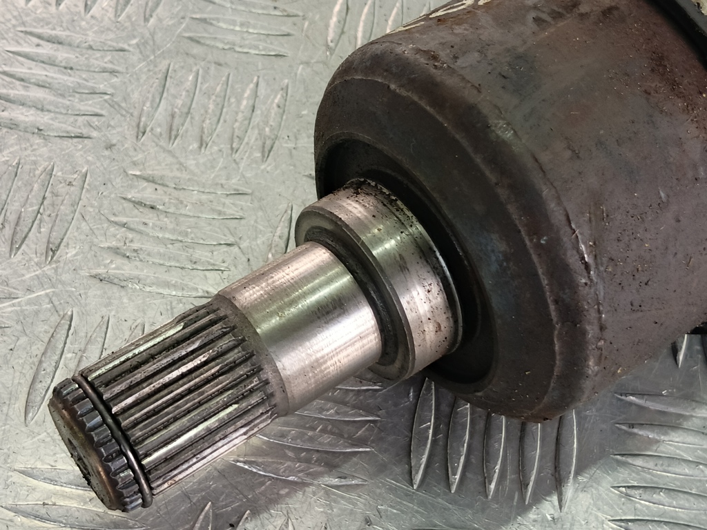 привод Hyundai TUCSON 2.0 CRDi AT (112 л.с.)Tucson  I (2004—2011) Внедорожник 495012E700, 4430 рублей, Москва