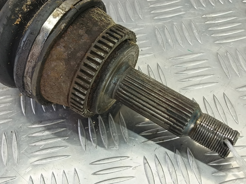 привод Hyundai TUCSON 2.7 AT (173 л.с.)Tucson  I (2004—2011) Внедорожник 496002E000, 6150 рублей, Москва