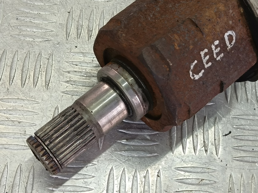 привод Kia Ceed  495011H211, 6150 рублей, Москва