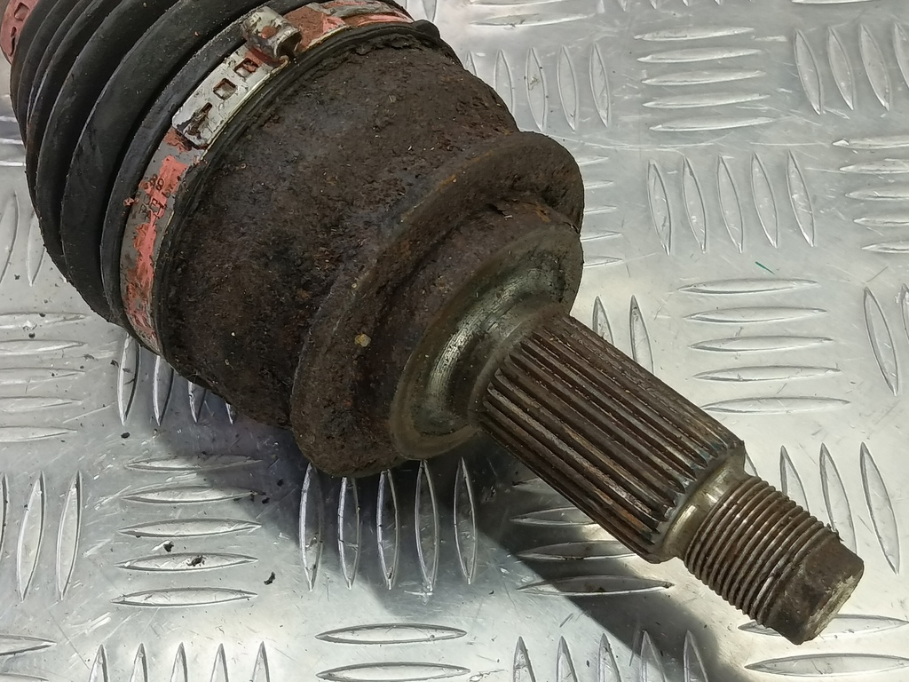 привод SUZUKI Grand Vitara  4410565J10, 750 рублей, Москва