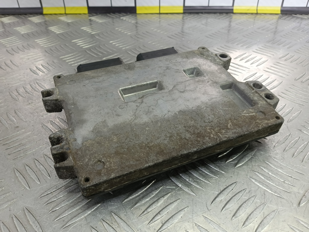 блок управления двигателем SUZUKI Grand Vitara 2.4 MT (169 л.с.)Grand Vitara  II (2005—2008) Внедорожник 33910-78K00, 2130 рублей, Москва