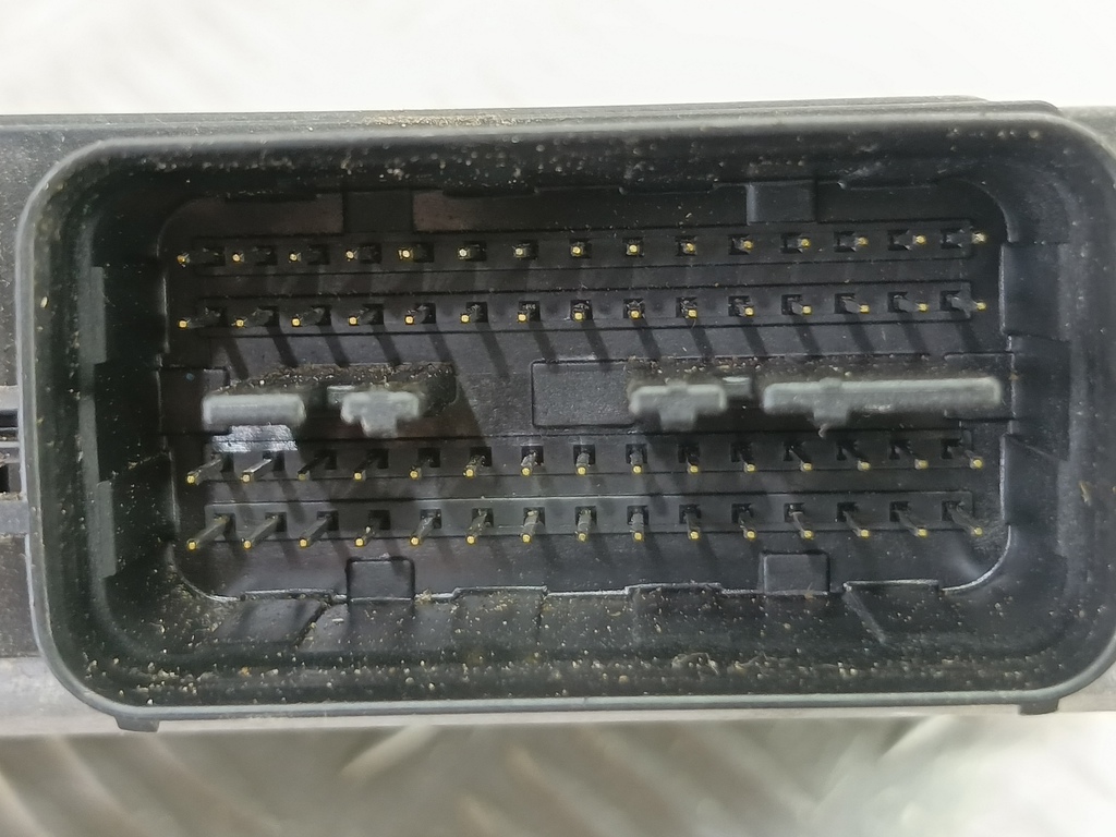 блок управления двигателем SUZUKI Grand Vitara 2.4 MT (169 л.с.)Grand Vitara  II (2005—2008) Внедорожник 33910-78K00, 2130 рублей, Москва