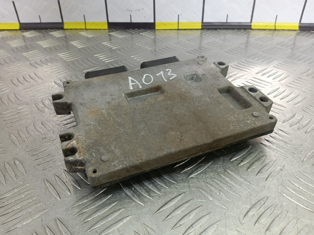 блок управления двигателем SUZUKI Grand Vitara 2.0 4WD MT (140 л.с.)Grand Vitara  II (2005—2008) Внедорожник 33920-65J01, 2130 рублей, Москва