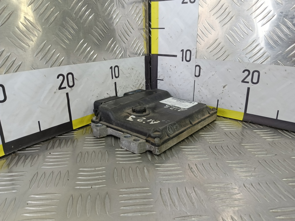 блок управления двигателем SUZUKI Grand Vitara 1.6 4WD MT (106 л.с.)Grand Vitara  II (2005—2008) Внедорожник 33920-64J01, 3279 рублей, Москва