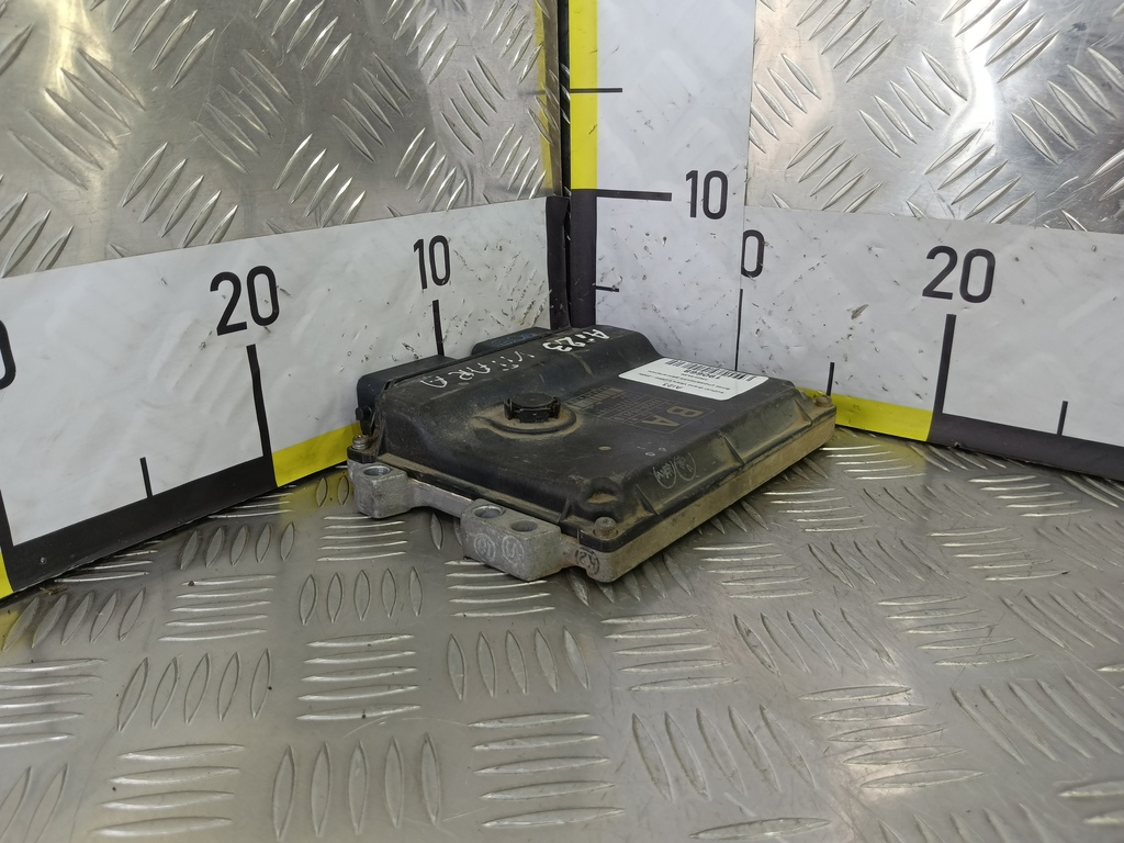 блок управления двигателем SUZUKI Grand Vitara 1.6 4WD MT (106 л.с.)Grand Vitara  II (2005—2008) Внедорожник 33920-65J00, 6150 рублей, Москва