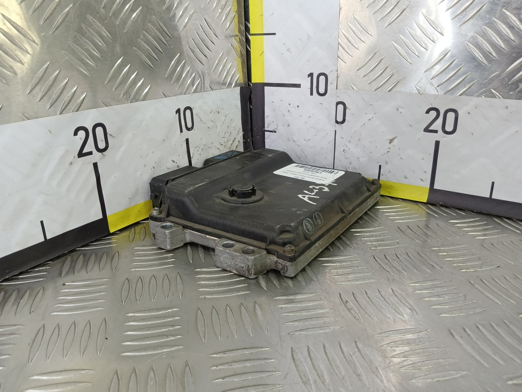 блок управления двигателем SUZUKI Grand Vitara 2.0 4WD MT (140 л.с.)Grand Vitara  II (2005—2008) Внедорожник 3392165J00, 2930 рублей, Москва