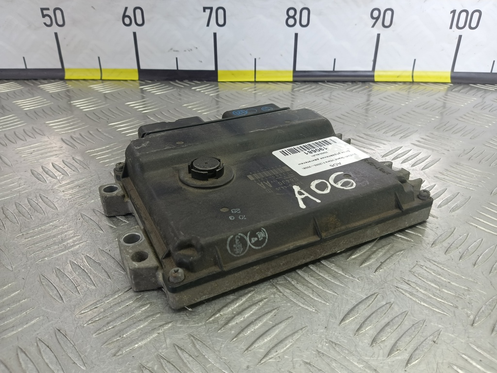 блок управления двигателем SUZUKI Grand Vitara 1.6 4WD MT (106 л.с.)Grand Vitara  II (2005—2008) Внедорожник 33920-64J01, 3279 рублей, Москва