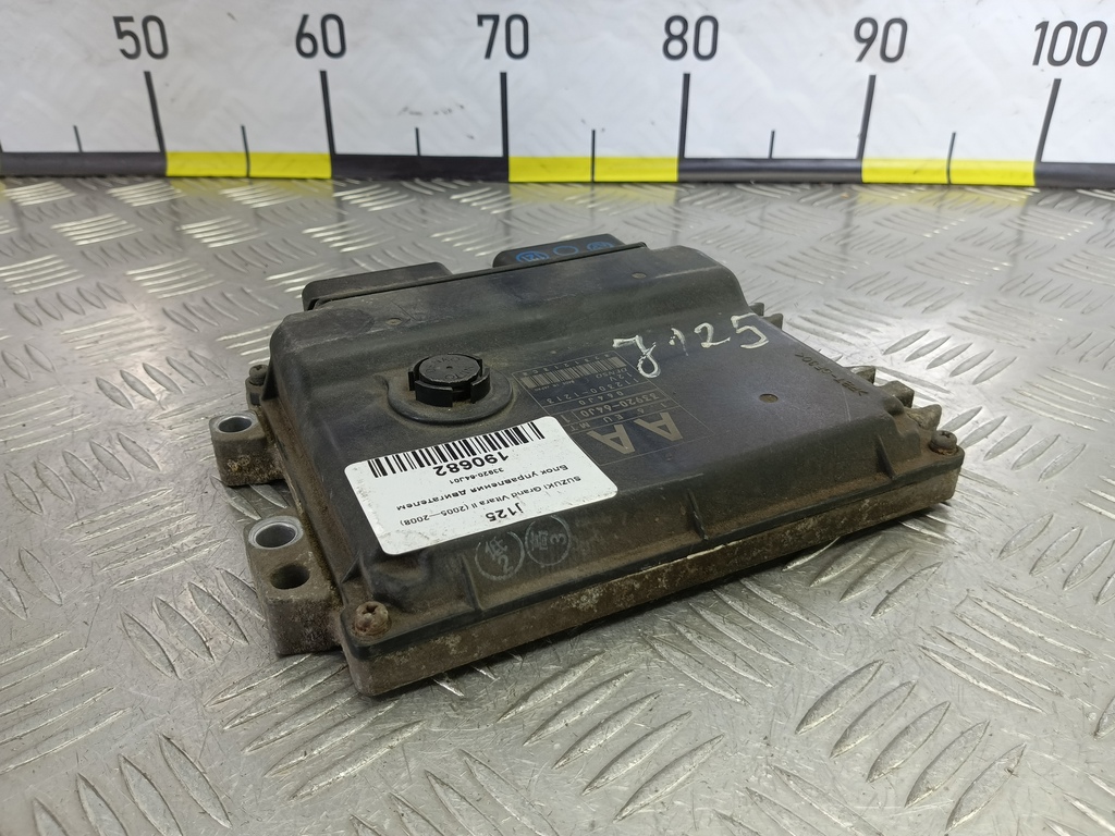 блок управления двигателем SUZUKI Grand Vitara 1.6 4WD MT (106 л.с.)Grand Vitara  II (2005—2008) Внедорожник 33920-64J01, 3279 рублей, Москва