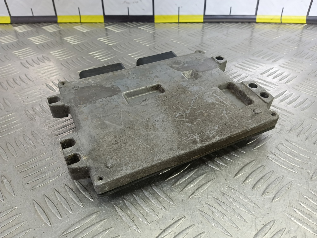 блок управления двигателем SUZUKI Grand Vitara 1.6 4WD MT (106 л.с.)Grand Vitara  II (2005—2008) Внедорожник 3392064J80, 2700 рублей, Москва