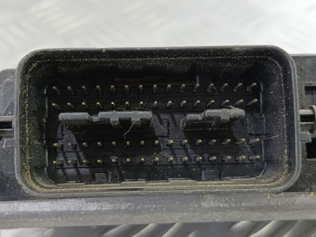 блок управления двигателем SUZUKI SX4 1.6 MT (125 л.с.)Swift  III (2004—2011) Хетчбэк 33920-79J13, 1550 рублей, Москва