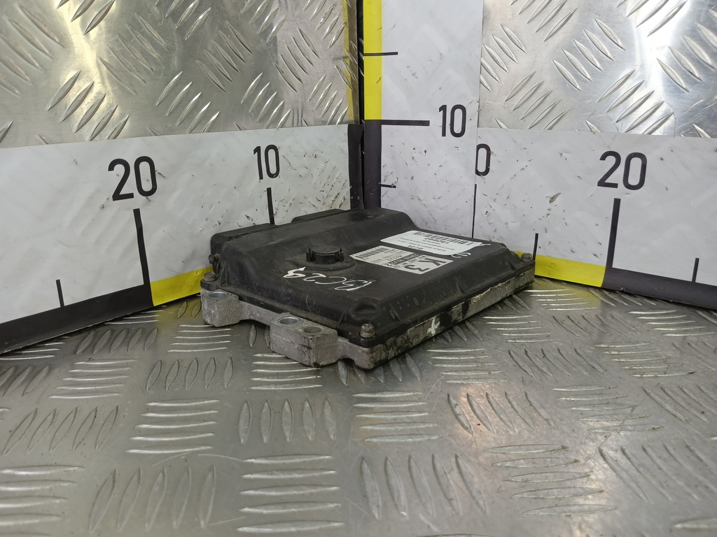 блок управления двигателем SUZUKI SWIFT 1.5 MT (102 л.с.)Swift  III (2004—2011) Хетчбэк 33920-65J32, 2360 рублей, Москва