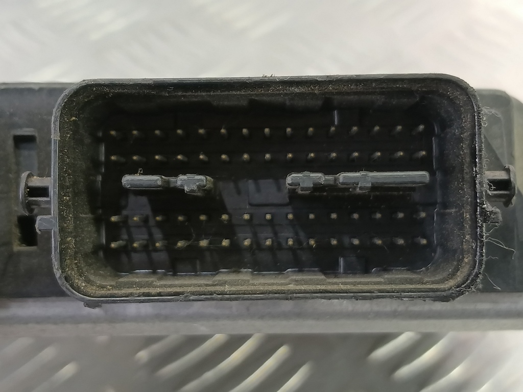 блок управления двигателем SUZUKI SX4 1.6 MT (125 л.с.)Swift  III (2004—2011) Хетчбэк 33920-79J10, 2130 рублей, Москва