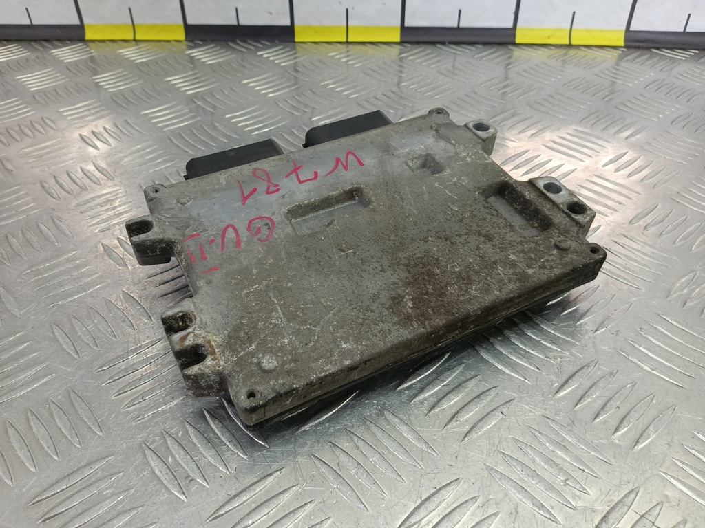 блок управления двигателем SUZUKI Grand Vitara 2.0 4WD AT (140 л.с.)Grand Vitara  II (2005—2008) Внедорожник 33921-65J10, 8450 рублей, Москва