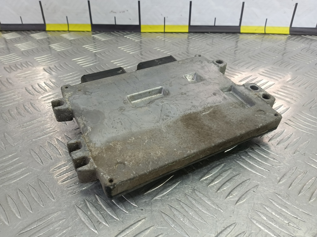 блок управления двигателем SUZUKI Grand Vitara 2.0 4WD MT (140 л.с.)Grand Vitara  II (2005—2008) Внедорожник 33910-78K00, 2130 рублей, Москва