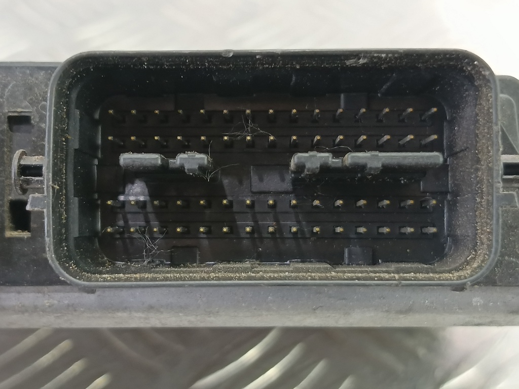 блок управления двигателем SUZUKI Grand Vitara 2.0 4WD MT (140 л.с.)Grand Vitara  II (2005—2008) Внедорожник 33910-78K00, 2130 рублей, Москва